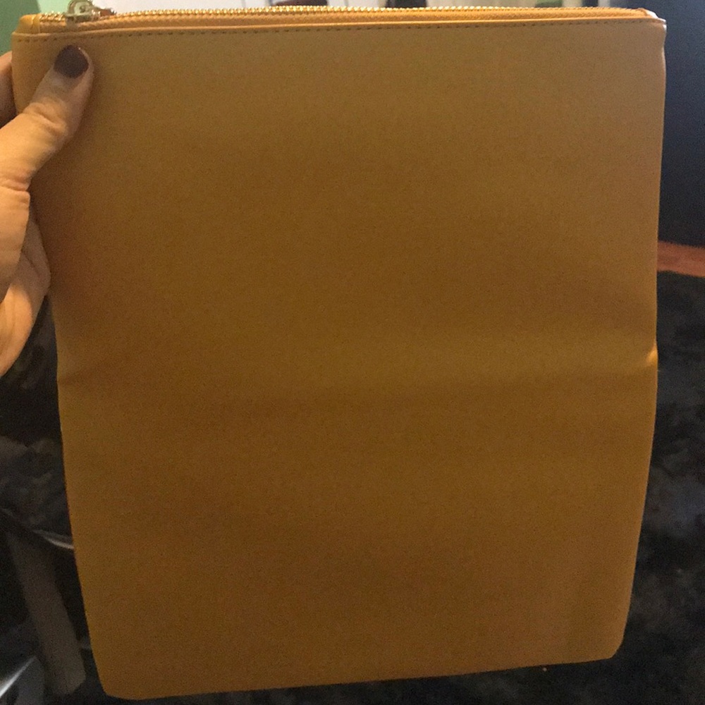 Reversible Clutch - Picture 3 of 5